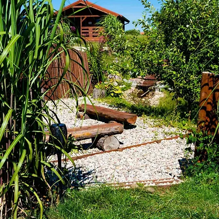 Nad Stawem Caloroczny Holiday home